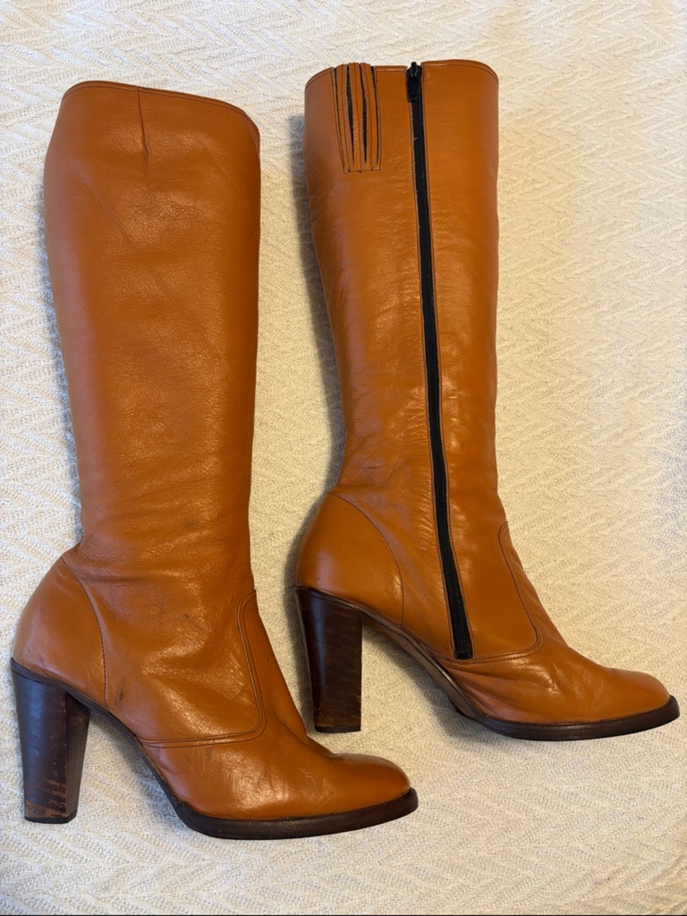 Vintage 70s Heeled Leather Boots